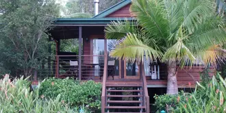 Lake Weyba Cottages Noosa