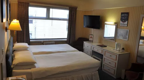 Hotel Celebrity | Dorset (kontluk) - Bournemouth - Bournemouth Kent Merkezi