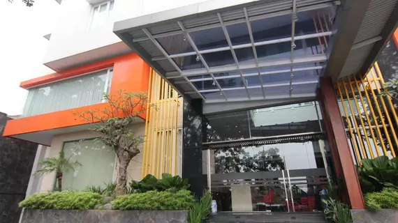 ZEN Premium Near Rumah Mode | West Java - Bandung (ve civarı) - Bandung - Pasteur - Sukajadi