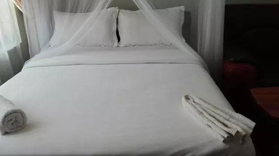 Naam Suite Motel Adults Only | Dar es Salaam - Ukonga