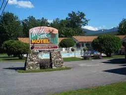 Moose Brook Motel | New Hampshire - Gorham