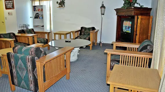 Oregon Motel 8 and RV Park | Oregon - Klamath Gölü (ve civarı) - Klamath Falls