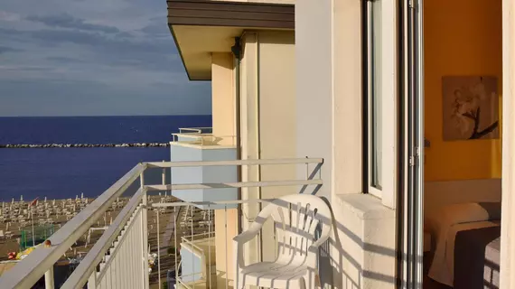 Hotel Graziella | Rimini (vilayet) - Bellaria-Igea Marina - Bordonchio - Igea