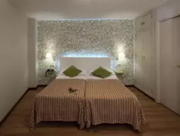 Hotel Plaza Santa Lucía | Andalucia - Seville İli - Sevilla - San Julián