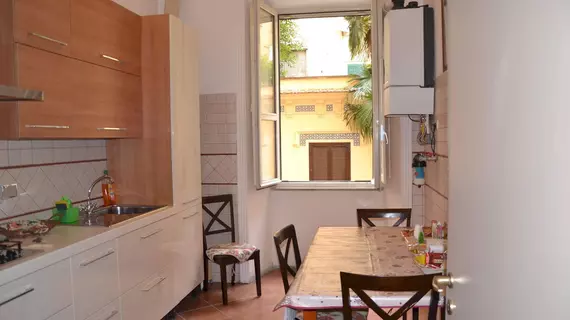 Rosa Blu B&B | Lazio - Roma (ve civarı) - Roma Kent Merkezi - Esquilino