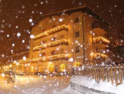 Hotel Rosalpina | Trentino-Alto Adige - Trento İli - Folgaria