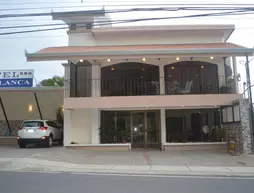 Hotel Flor Blanca | Puntarenas (ili) - Quepos (ve civarı) - Manuel Antonio