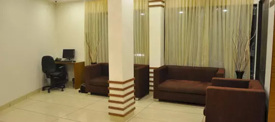 Hotel Ashish | Gujarat - Ahmedabad Bölgesi - Ahmedabad - Ahmedabad Kent Merkezi