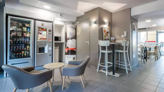 B&B Hôtel Moulins | Auvergne-Rhone-Alpes - Allier - Toulon-sur-Allier