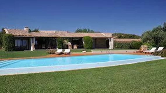 Villa Secure | Sardinya - Sassari - San Teodoro