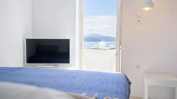 Canvas Suites | Ege Adaları - Santorini