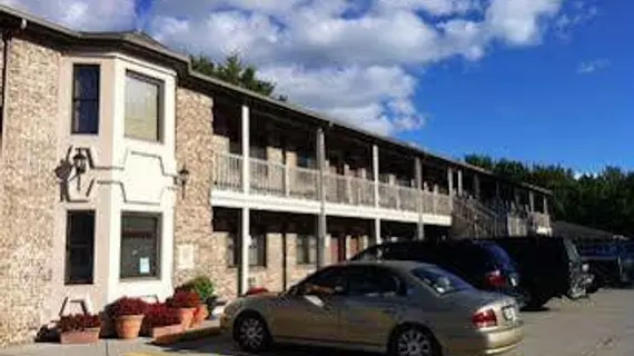 East Street Inn & Suites | Indiana - Kokomo (ve civarı) - Tipton