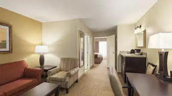 Country Inn & Suites Homewood | Alabama - Birmingham (ve civarı) - Homewood