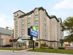 Days Inn & Suites - Niagara Falls, Center St., By the Fall | Ontario - Niagara Regional Belediyesi - Niagara Şelalesi (ve civarı), Kanada - Niagara Şelalesi