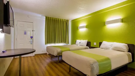 Motel 6 Austin Midtown | Teksas - Austin (ve civarı) - Austin - North Loop