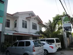 Newport Oak Pension Inn | Bohol - Tagbilaran