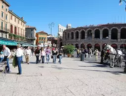 Art&Coffee | Veneto - Verona (ve civarı) - Verona - Citta Antica