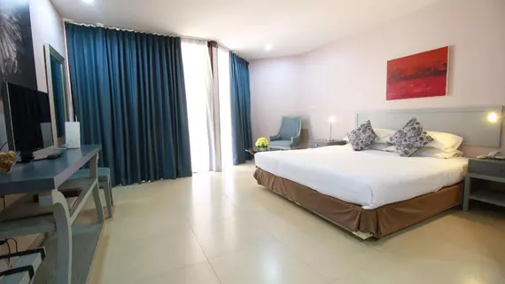 Hotel Tropicana | Chonburi (vilayet) - Pattaya (ve civarı) - Pattaya - Pattaya Körfezi