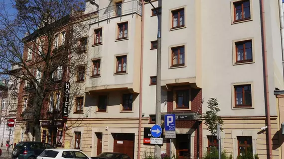 Hotel Benefis | Küçük Polonya Voyvodalığı - Krakow (ve civarı) - Krakow