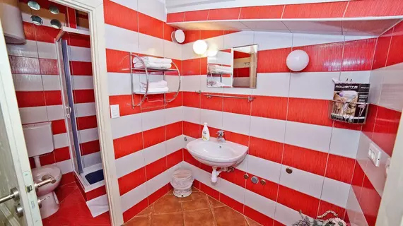 Garden Apartment Hotel | Split-Dalmaçya - Split - Split Eski Kent Bölgesi