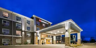 Best Western Plus Lacombe Inn & Suites