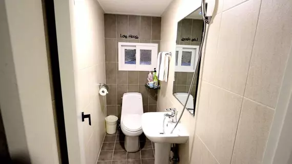 Just4u Guesthouse | Gyeonggi - Seul (ve civarı) - Jongno