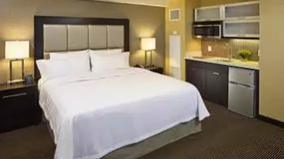 Homewood Suites by Hilton Hamilton | Ontario - Niagara Regional Belediyesi - Hamilton (ve civarı) - Hamilton