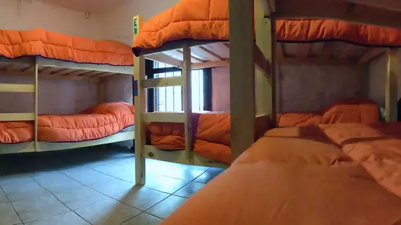 MedioMundo Hostel | Montevideo