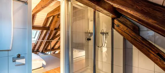 Historic City Center Apartment by Airhome | Zürih Kantonu - Zürih (ve civarı) - Zurich City Center - Old Town