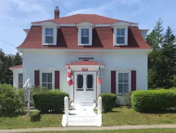 Auberge Nathalie Ora Guesthouse | Nova Scotia - Digby County - Yarmouth (ve civarı) - Wedgeport