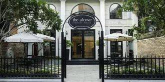 The Alcove Library Hotel