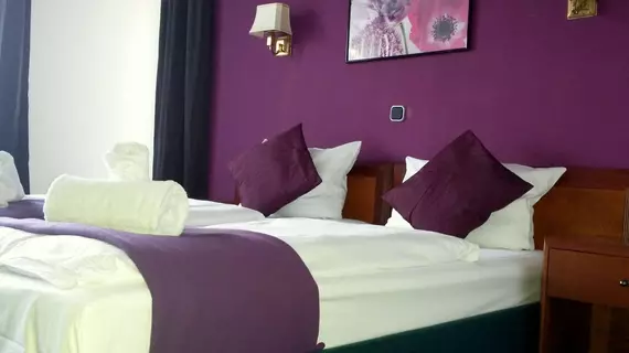 Lieth-Hotel-Grünreich | Aşağı Saksonya - Bad Fallingbostel