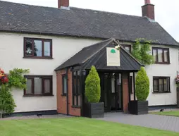 Oak Farm Hotel | Staffordshire (kontluk) - Cannock