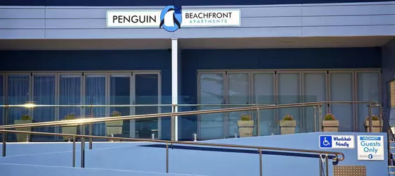 Penguin Beachfront Apartments | Tazmanya - Penguin