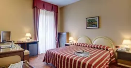 Hotel Savona | Piedmont - Cuneo (il) - Alba - Langhe and Roero