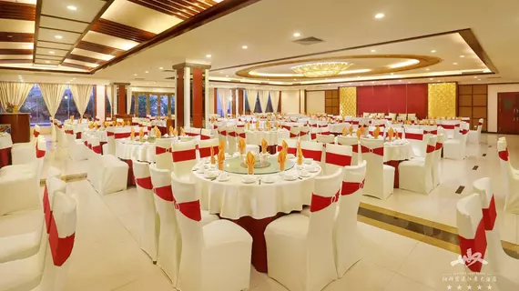 Yangshuo Greenlotus Hotel | Guangksi - Guilin