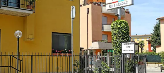 B&B Amalfi | Lombardy - Bergamo - Bergamo (ve civarı) - Bergamo