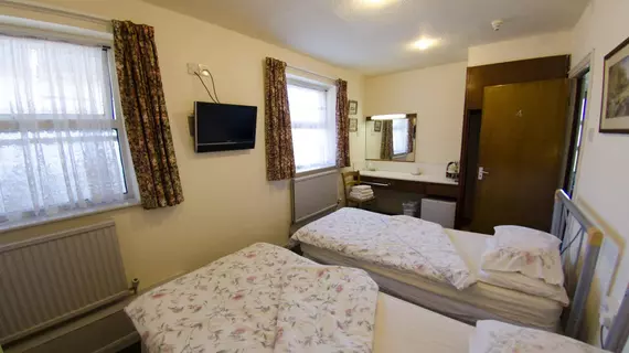 Oakwood Bed and Breakfast Heathrow | Londra (ve civarı) - Hillingdon - West Drayton