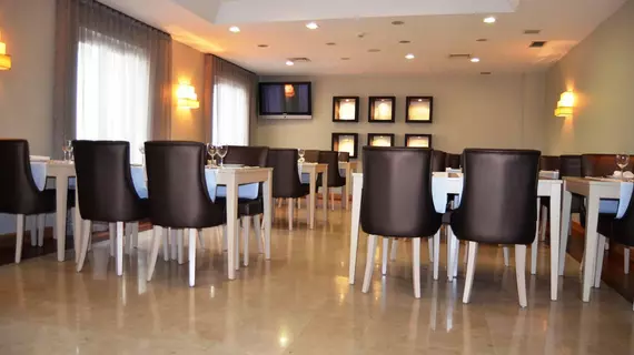 Hotel Torres Novas | Centro - Santarem Bölgesi - Torres Novas