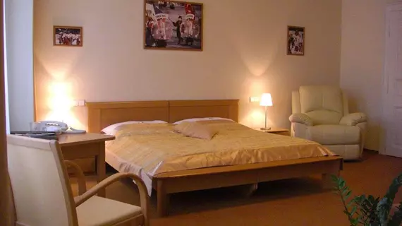 Hotel Puk - Apartments | Orta Bohemya (bölge) - Beroun