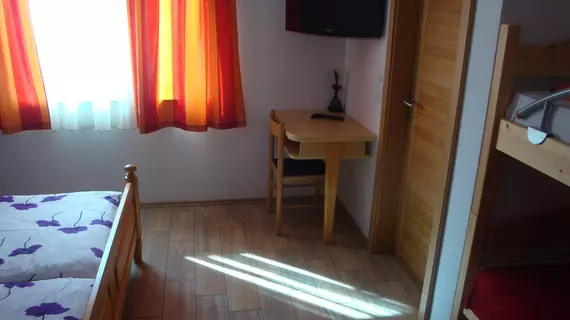 Guesthouse Mesec Zaplana | Logatec - Vrhnika