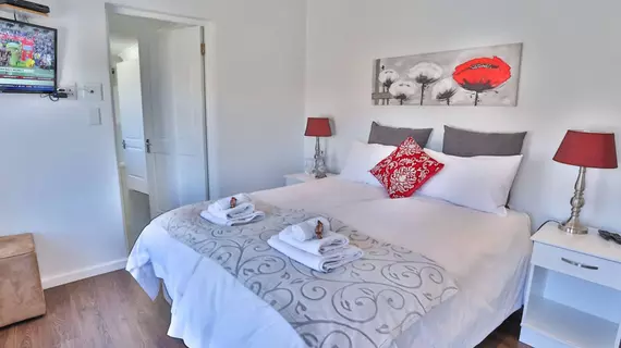 Abington Manor - Fish Hoek Guesthouse | Western Cape (il) - West Coast DC - Drakenstein - Cape Town (ve civarı) - Cape Town