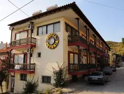 Hotel Petunia | Doğu Makedonya ve Trakya - Sithonia - Neos Marmaras (Yeni Marmara)