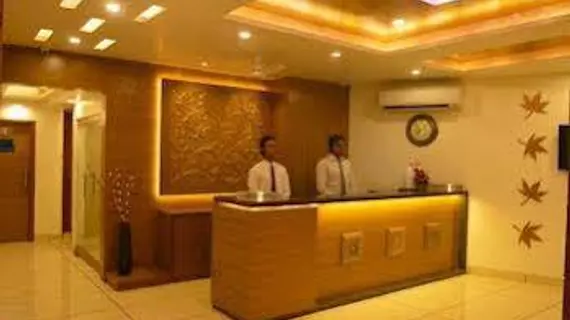 Hotel Ashish | Gujarat - Ahmedabad Bölgesi - Ahmedabad - Ahmedabad Kent Merkezi