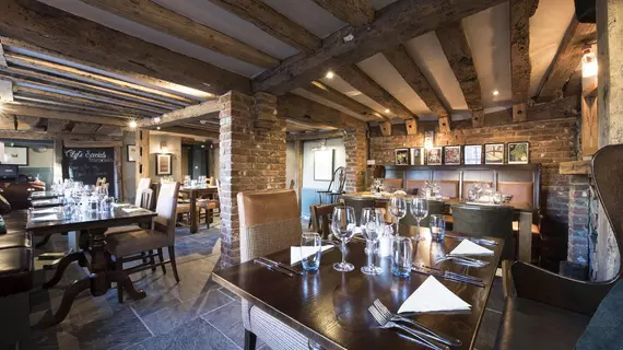 The Ostrich Inn | Buckinghamshire (kontluk) - Slough