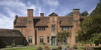 Port Lympne Reserve - Livingstone Lodge