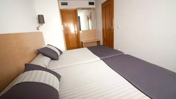 Aparthotel Acuazul | Valencia Bölgesi - Castellon (vilayet) - Baix Maestrat - Peniscola