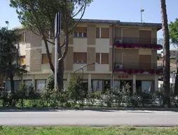 Hotel Ausonia | Marche - Pesaro and Urbino (vilayet) - Monte Porzio