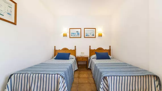 Globales Apartamentos Cala Vinas | Balearic Adaları - Mayorka Adası - Calvia - Cala Vinas