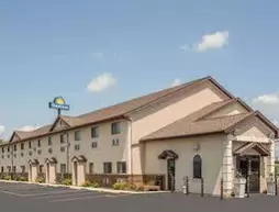 Days Inn Le Roy - Bloomington Southeast | İllinois - Bloomington (ve civarı) - Le Roy